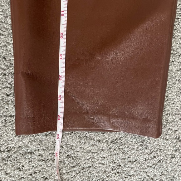 Aritzia Wilfre Melina Cropped Pants - Picture 6 of 10